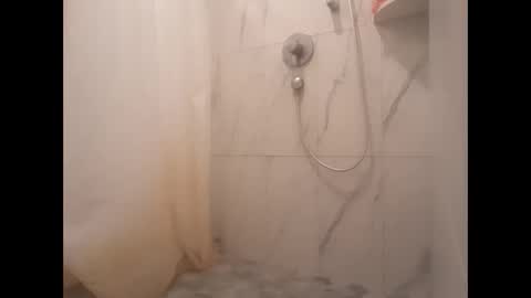 Snapshot of hockeyjock17 chatting on April 2026 04:37:02 PM hockeyjock17 online show from April 2026 04:37:02 PM