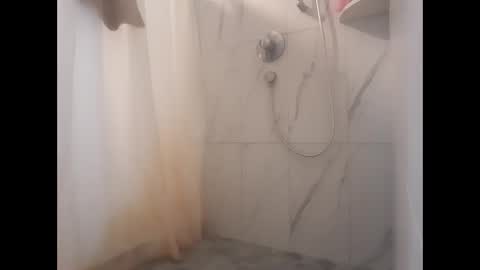 Snapshot of hockeyjock17 chatting on April 2026 12:28:01 PM hockeyjock17 online show from April 2026 12:28:01 PM