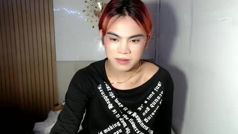 Snapshot of hoelyaurora chatting on April 2026 10:20:02 AM Aurora3 online show from April 2026 10:20:02 AM