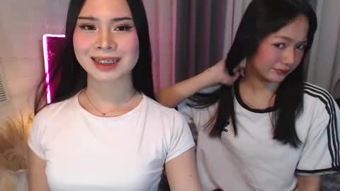 Snapshot of hoelymolly chatting on March 2026 04:54:01 PM hoelymolly online show from March 2026 04:54:01 PM