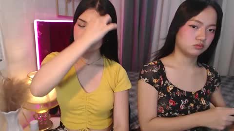 Snapshot of hoelymolly chatting on March 2026 05:12:01 PM hoelymolly online show from March 2026 05:12:01 PM