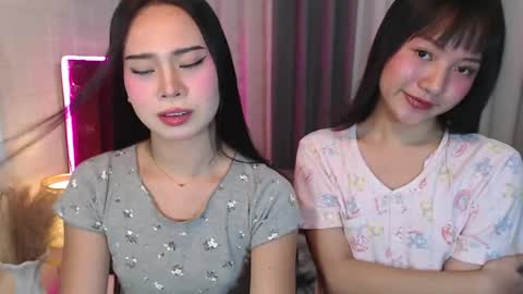 Snapshot of hoelymolly chatting on April 2026 06:56:02 PM hoelymolly online show from April 2026 06:56:02 PM