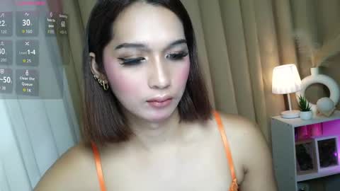 Snapshot of hoelymorri chatting on March 2026 01:05:02 PM Hoelymorri online show from March 2026 01:05:02 PM