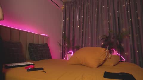 Snapshot of hojul chatting on March 2026 07:13:02 AM julia online show from March 2026 07:13:02 AM