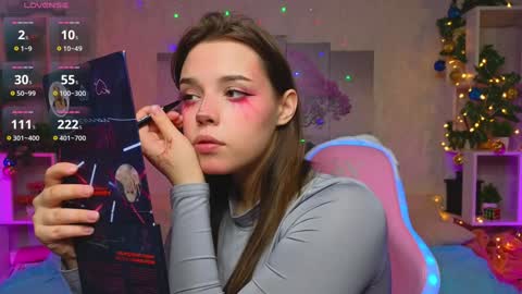 Lux online show from January 2025 05:09:02 PM