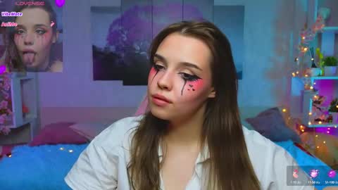 Lux online show from March 2025 12:21:01 AM