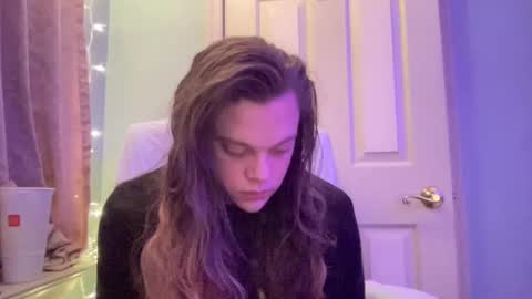 Snapshot of holly23hopefull chatting on January 2025 02:26:02 AM Hollys Drive threw Side Of CB. online show from January 2025 02:26:02 AM