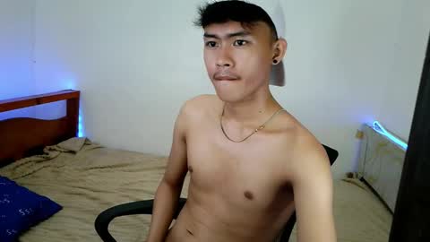 Snapshot of holly_fucker22 chatting on June 2026 04:12:01 PM JAY online show from June 2026 04:12:01 PM