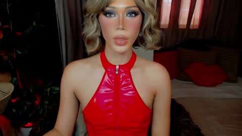 Snapshot of holly_goddessxx chatting on March 2026 03:55:01 AM holly_goddessxx online show from March 2026 03:55:01 AM