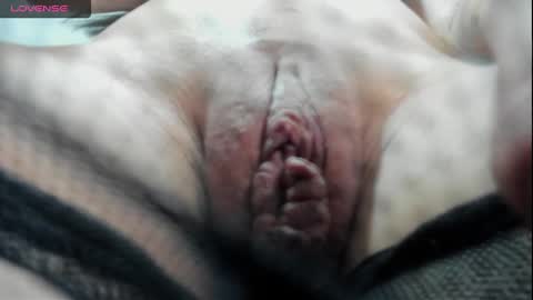 Snapshot of holly_little2 chatting on February 2025 09:47:01 PM Sophie online show from February 2025 09:47:01 PM