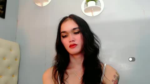 Apple online show from December 2024 09:05:02 AM