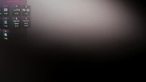 hollybloomm online show from May 2026 12:35:01 PM
