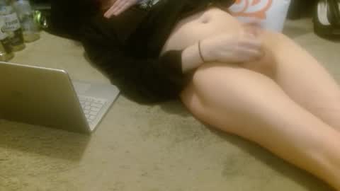 Holly Hawkes online show from February 2026 11:34:02 PM