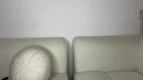 Snapshot of hollykoff chatting on April 2026 03:47:01 AM space online show from April 2026 03:47:01 AM