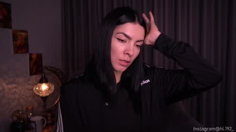 Holly Linder online show from December 2024 04:43:02 AM