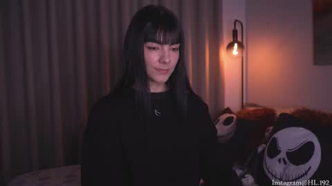 Holly Linder online show from January 2026 01:43:01 AM