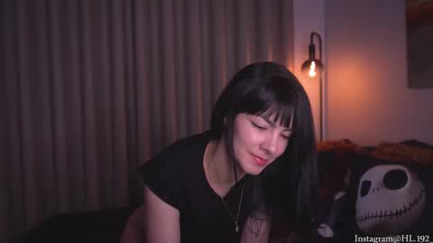 Holly Linder online show from January 2026 02:15:01 AM