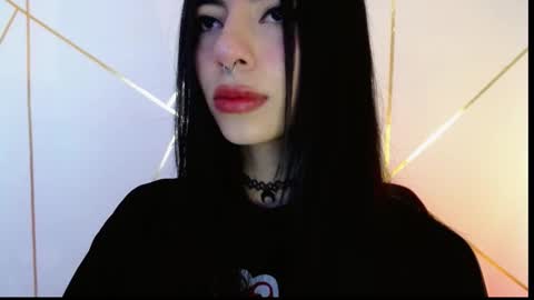 Snapshot of hollyxx_ chatting on February 2025 04:47:01 PM holly online show from February 2025 04:47:01 PM