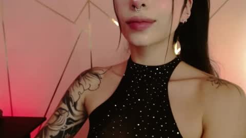 Snapshot of hollyxx_ chatting on March 2025 08:32:02 AM holly online show from March 2025 08:32:02 AM