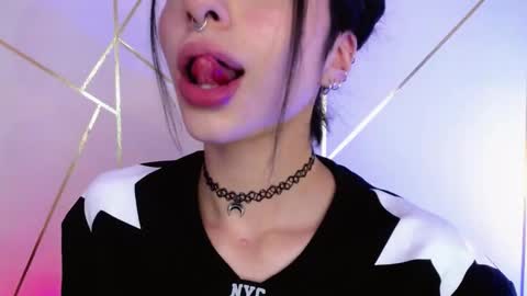 Snapshot of hollyxx_ chatting on March 2025 04:13:02 PM holly online show from March 2025 04:13:02 PM