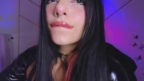 Snapshot of hollyxx_ chatting on October 2025 02:26:01 PM holly online show from October 2025 02:26:01 PM