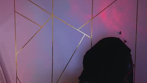 Snapshot of hollyxx_ chatting on November 2025 10:37:01 PM holly online show from November 2025 10:37:01 PM