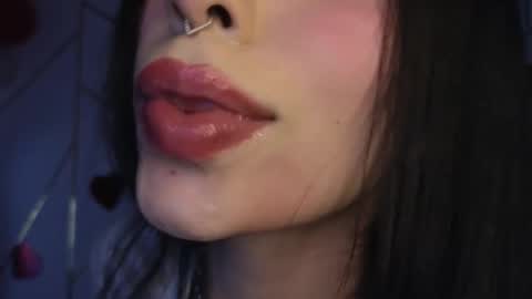 Snapshot of hollyxx_ chatting on March 2026 03:25:02 AM holly online show from March 2026 03:25:02 AM