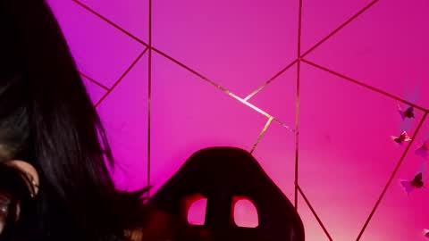 Snapshot of hollyxx_ chatting on March 2026 03:22:01 AM holly online show from March 2026 03:22:01 AM