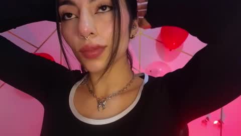 Snapshot of hollyxx_ chatting on March 2026 12:44:02 PM holly online show from March 2026 12:44:02 PM