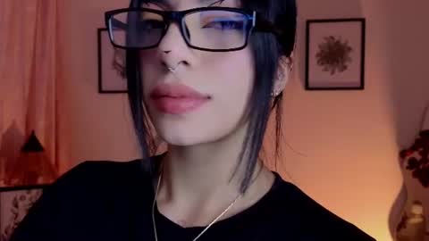 holly online show from June 2026 12:31:02 PM