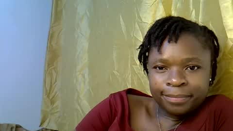 holy_ebony online show from June 2026 01:25:01 AM