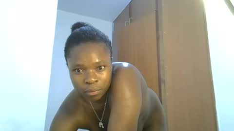 holy_ebony online show from July 2026 11:27:02 AM