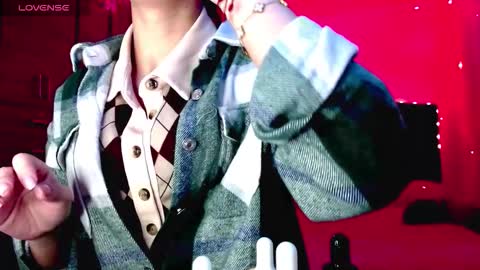 Juli online show from November 2025 03:50:01 AM