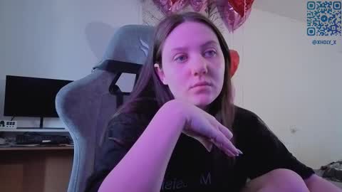 Snapshot of holy_kveta chatting on March 2026 03:01:01 AM Kviki online show from March 2026 03:01:01 AM