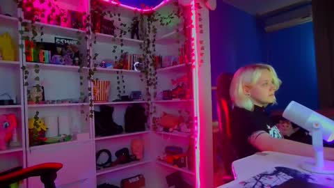 Rumi online show from October 2025 10:15:01 AM