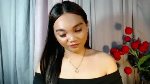 Snapshot of holy_shine chatting on March 2026 09:45:01 AM Bella online show from March 2026 09:45:01 AM