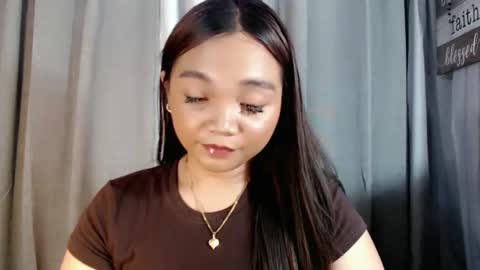 Snapshot of holy_shine chatting on March 2026 06:40:01 PM Bella online show from March 2026 06:40:01 PM