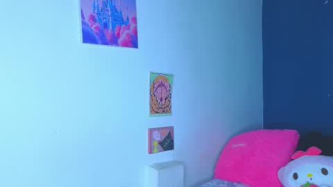      online show from November 2025 06:47:01 AM