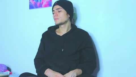 Snapshot of holy_taby_ chatting on April 2026 06:51:01 AM online show from April 2026 06:51:01 AM