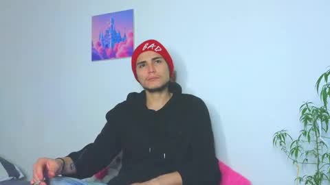 Snapshot of holy_taby_ chatting on May 2026 09:14:01 AM online show from May 2026 09:14:01 AM