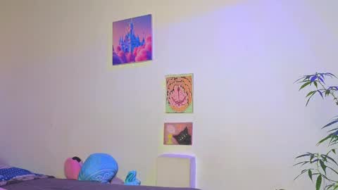 Snapshot of holy_taby_ chatting on May 2026 11:24:02 PM online show from May 2026 11:24:02 PM