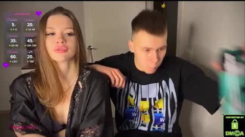 Snapshot of holybabe342 chatting on March 2025 07:37:02 PM Vio online show from March 2025 07:37:02 PM