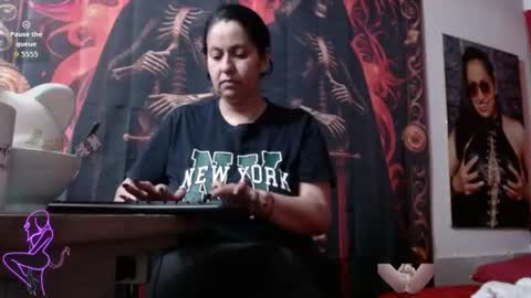 Milena online show from June 2026 07:15:01 PM