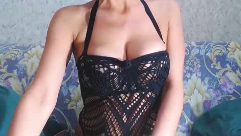 HolyJulie online show from January 2026 07:11:01 PM