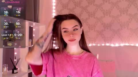 Snapshot of holymiax chatting on September 2025 03:28:01 AM Mia online show from September 2025 03:28:01 AM