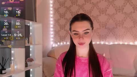 Snapshot of holymiax chatting on November 2025 03:40:01 AM Mia online show from November 2025 03:40:01 AM