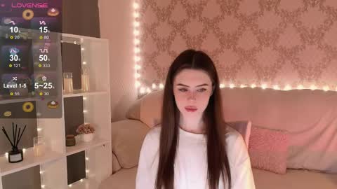 Mia online show from April 2026 03:39:01 AM