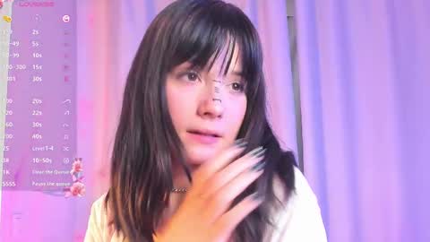 Snapshot of honeey_beee chatting on September 2025 07:37:02 PM May online show from September 2025 07:37:02 PM