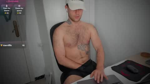 Andrew online show from April 2026 05:52:01 AM