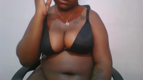 Snapshot of honey_beb chatting on September 2025 08:30:01 AM honey_beb online show from September 2025 08:30:01 AM